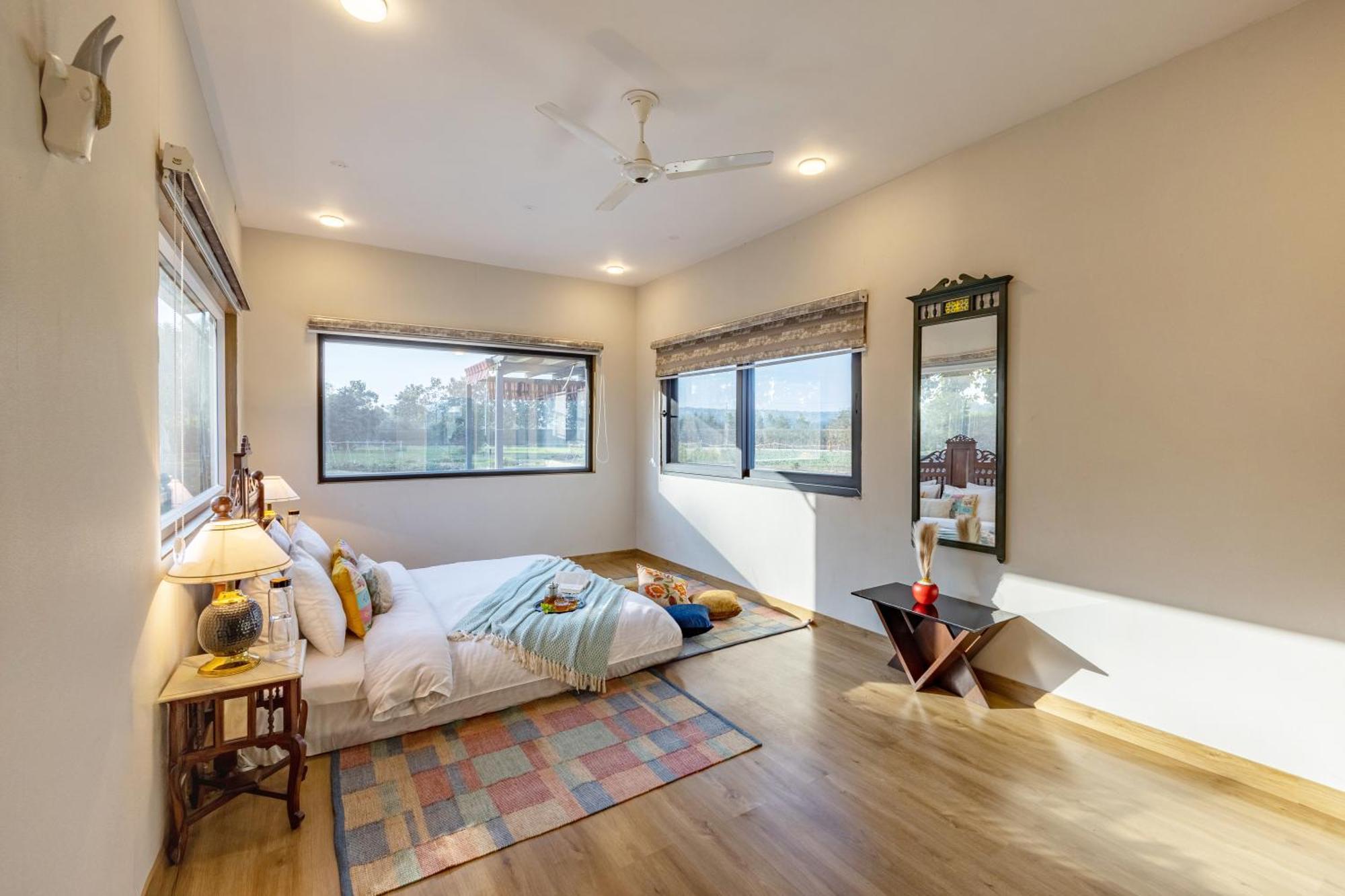 Elivaas Hidden Oasis 4Bhk With Pool, Mud House & Container House Villa Dhauj Exterior foto