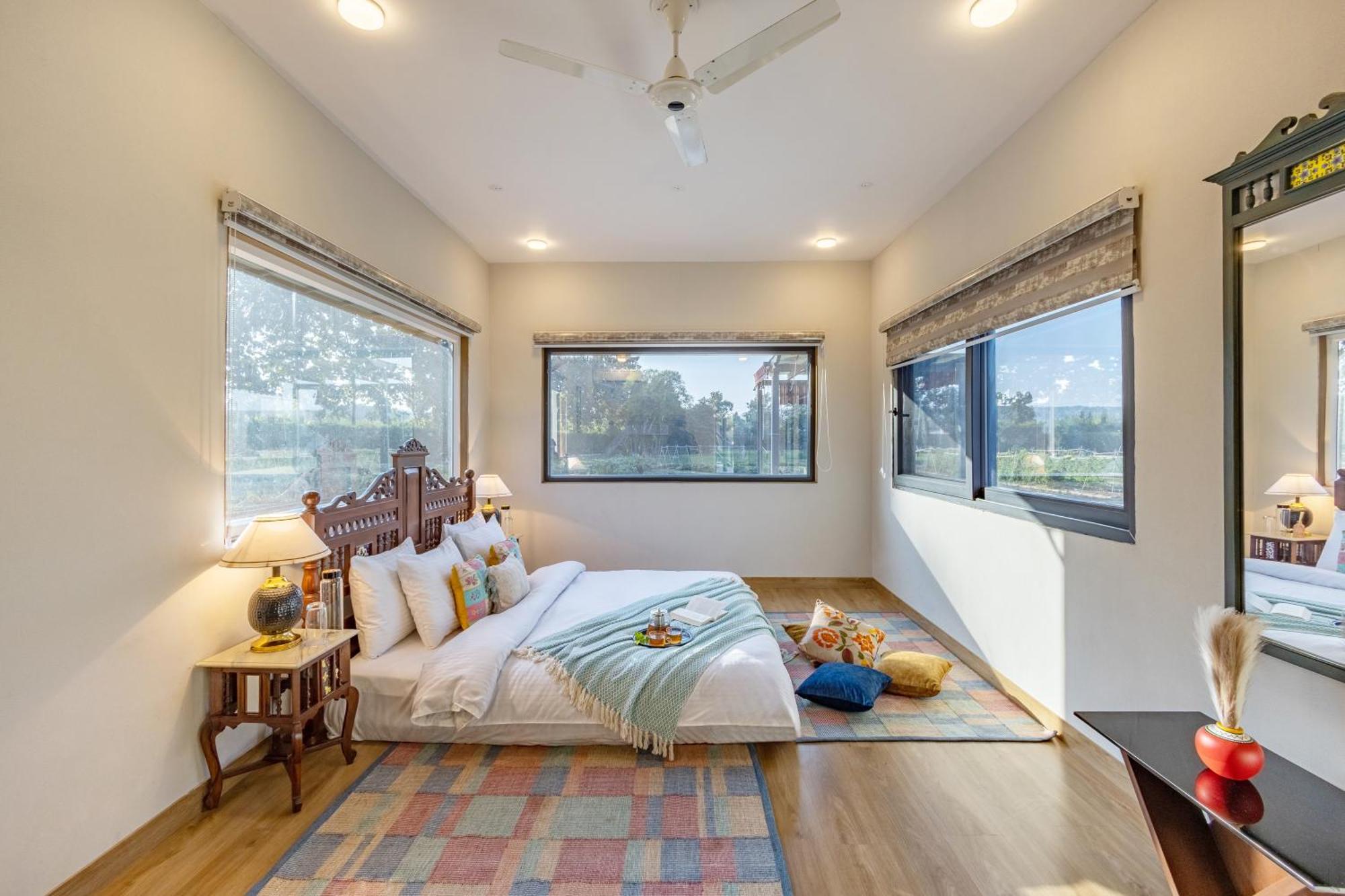 Elivaas Hidden Oasis 4Bhk With Pool, Mud House & Container House Villa Dhauj Exterior foto